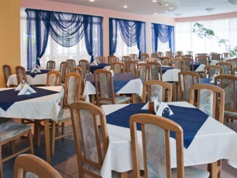 Regina Hotel Slăntjev Brjag Exteriör bild